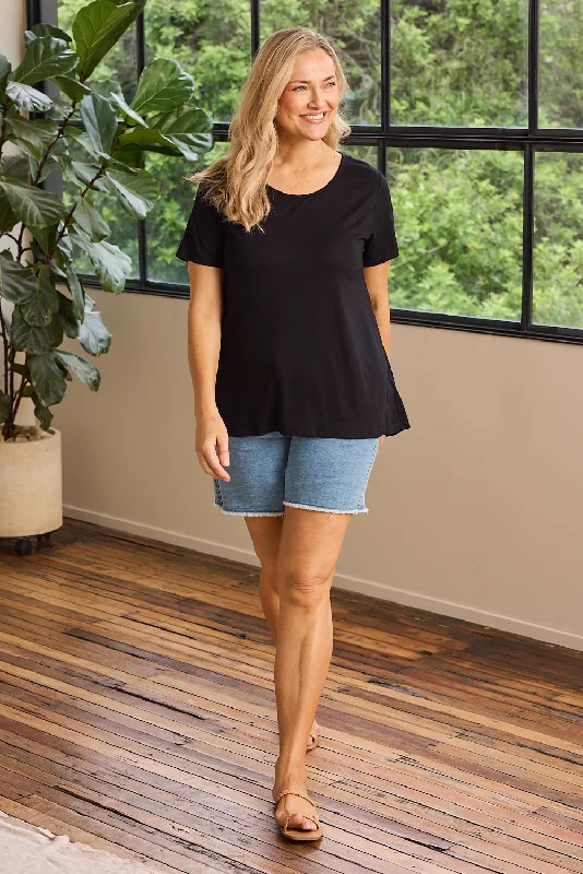 Swing Tee in Black